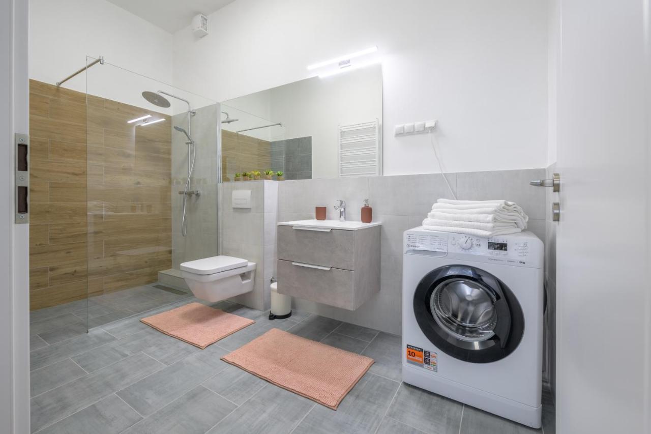 Apartament Millenium Spa-Heroes Budapeszt Zewnętrze zdjęcie